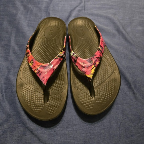 OOFOS Shoes - OOFOS Sandals Womens Size 7/38 Multicolor Tie Dye Flip Flop foam Comfort Summer